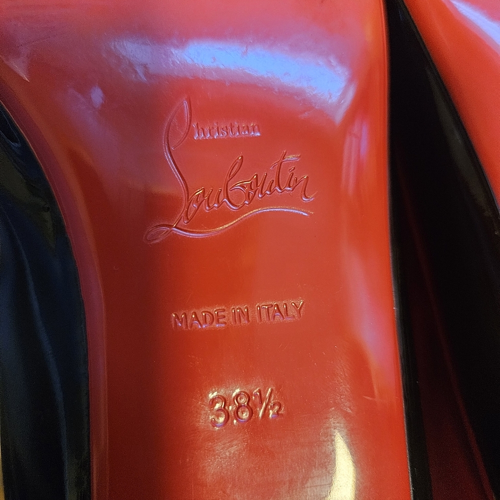 Christian Louboutin HOT CHICKITA Scallop Patent Ballerina Flats Black -Size 38.5 - Picture 8 of 9